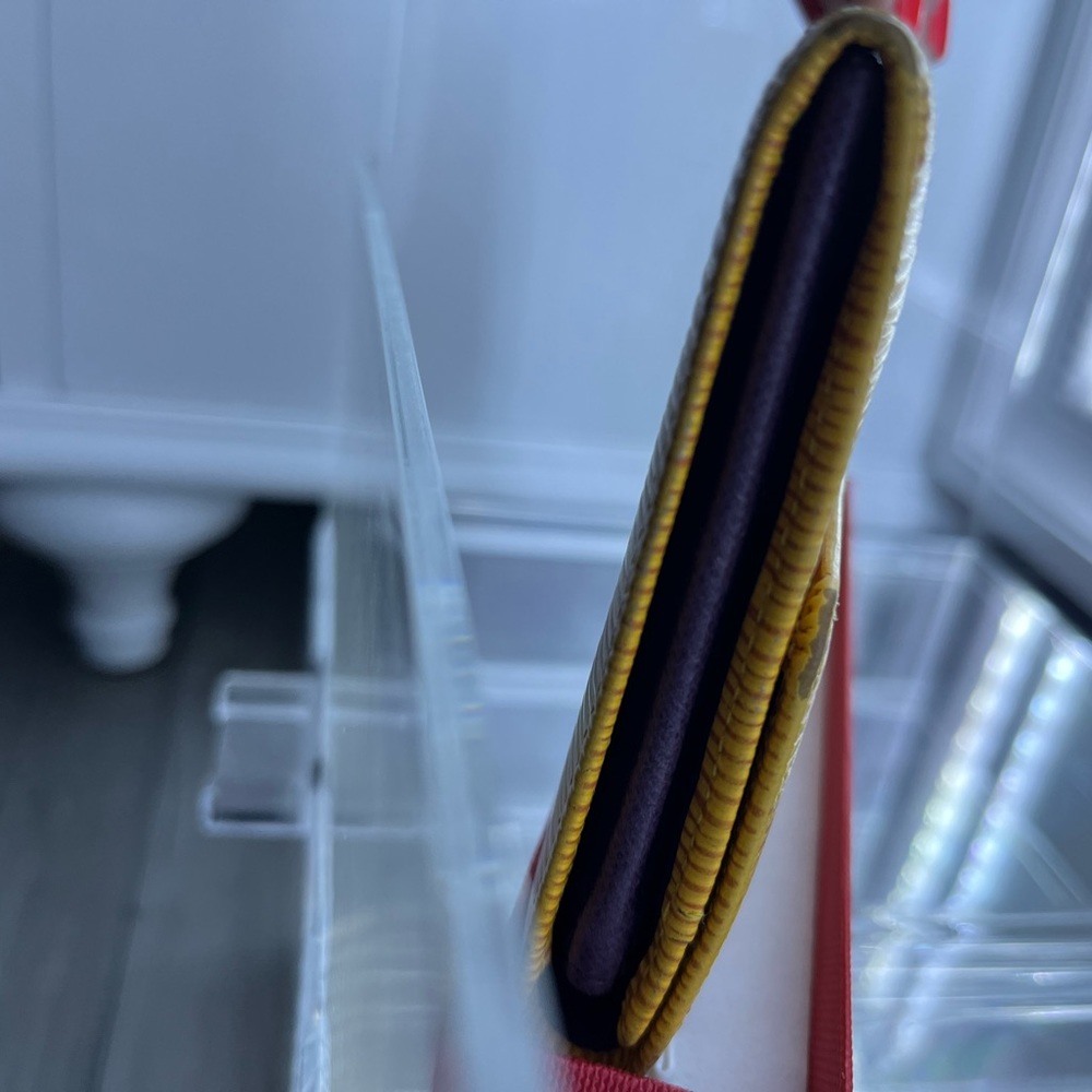 Yellow Louis Vuitton Epi Wallet               Purple Interior - Picture 9 of 10